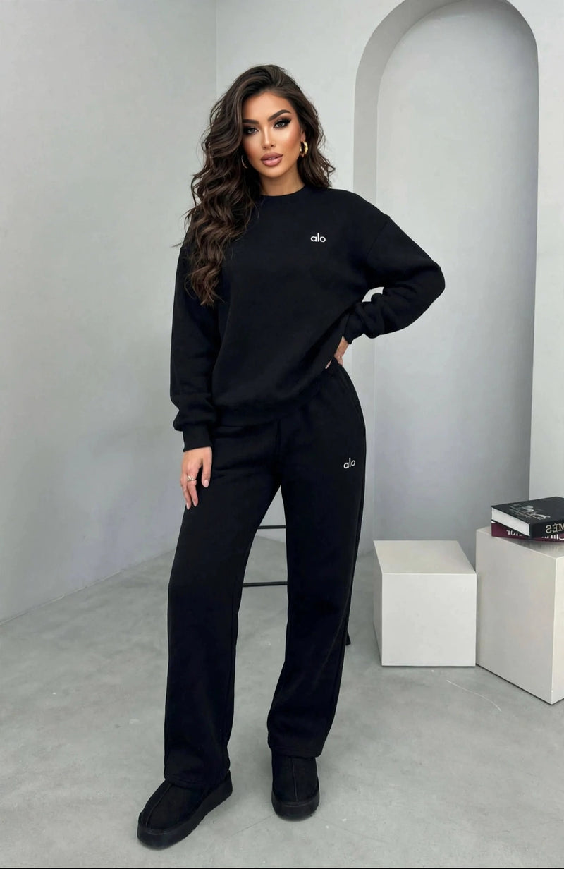 Alo Yoga stretch sweater and jogging set